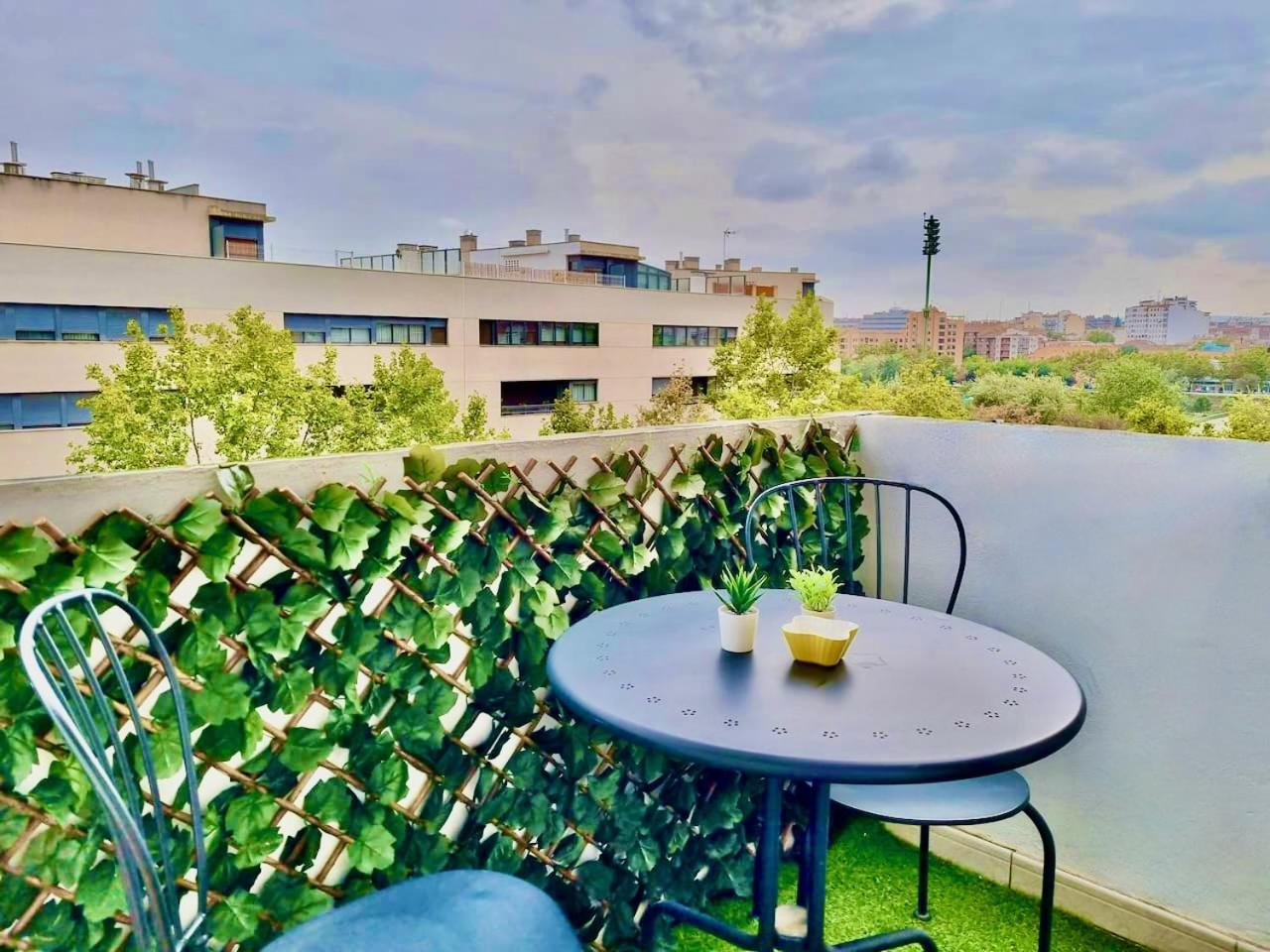 Apartamento Daniel Zaragoza Saragoça Exterior foto